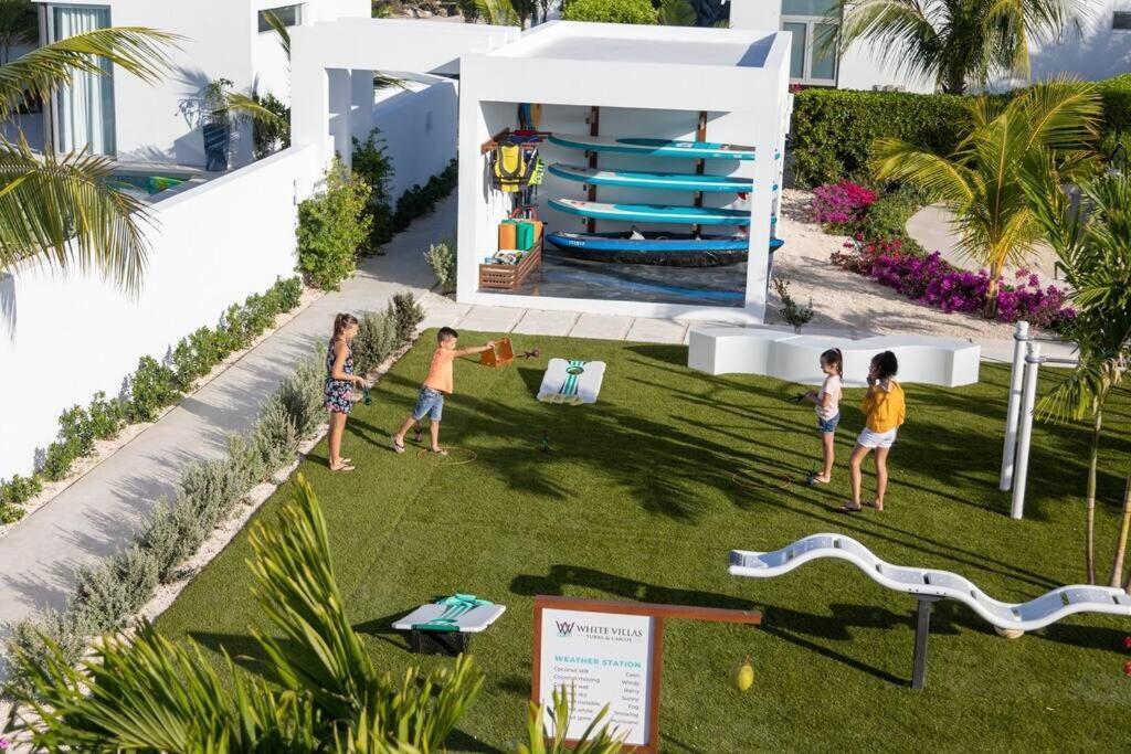 Beachside 4 Bedroom Villa With Pool And Resort Amenities - White Villas - V9 Long Bay 外观 照片