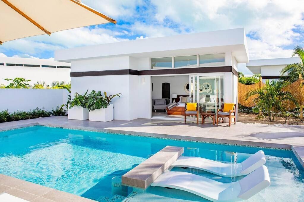 Beachside 4 Bedroom Villa With Pool And Resort Amenities - White Villas - V9 Long Bay 外观 照片